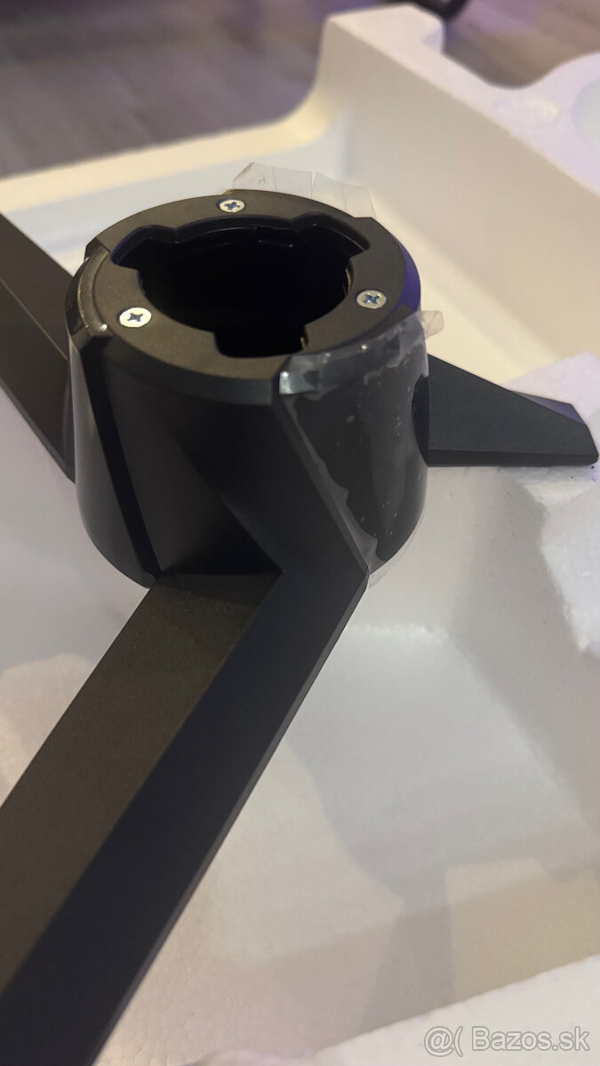 32" ASUS ROG Strix XG32UQ - 5