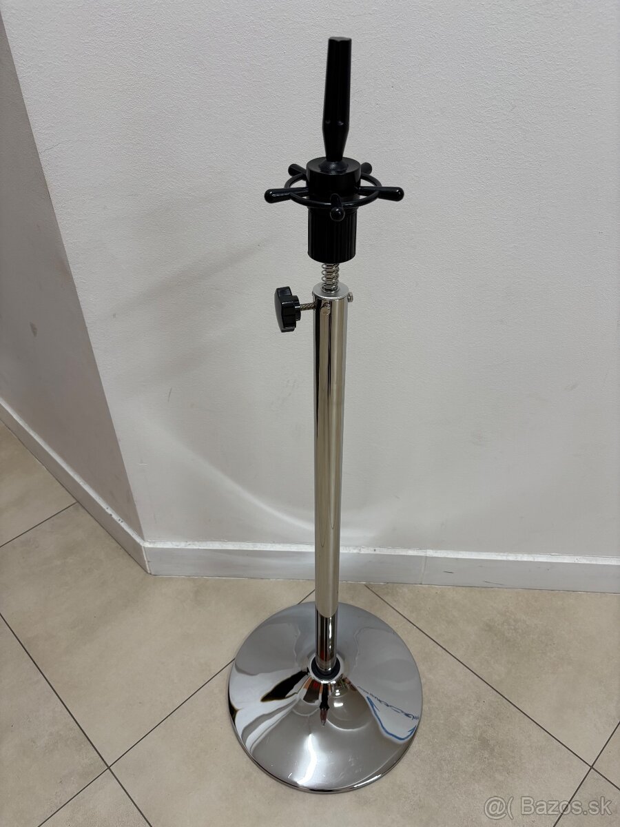 Stojan na cvičné hlavy - 5