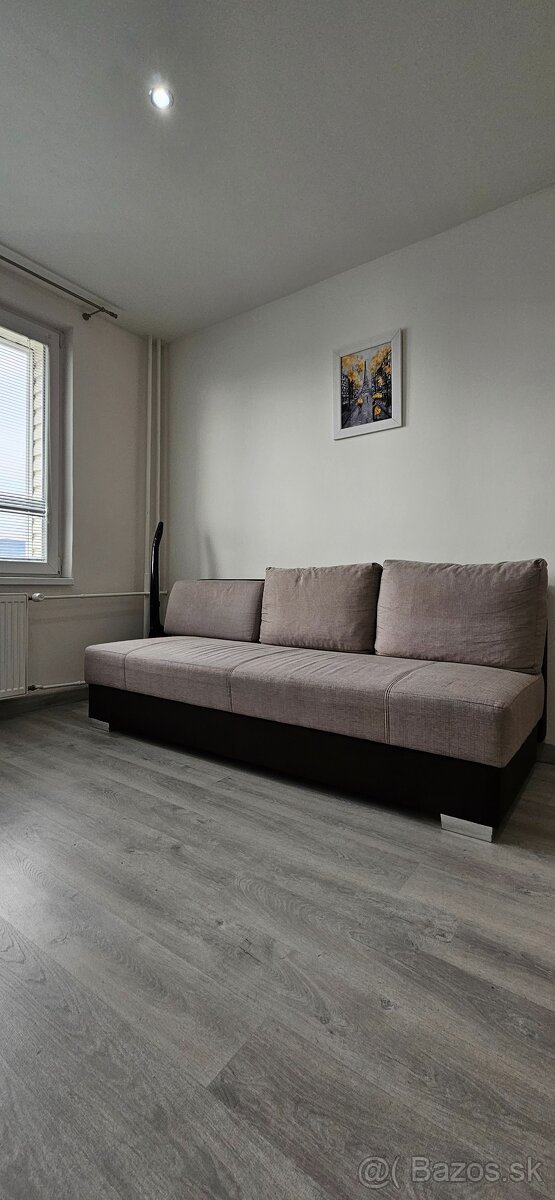 PRENÁJOM 1.IZBOVÝ BYT-STRED - 5