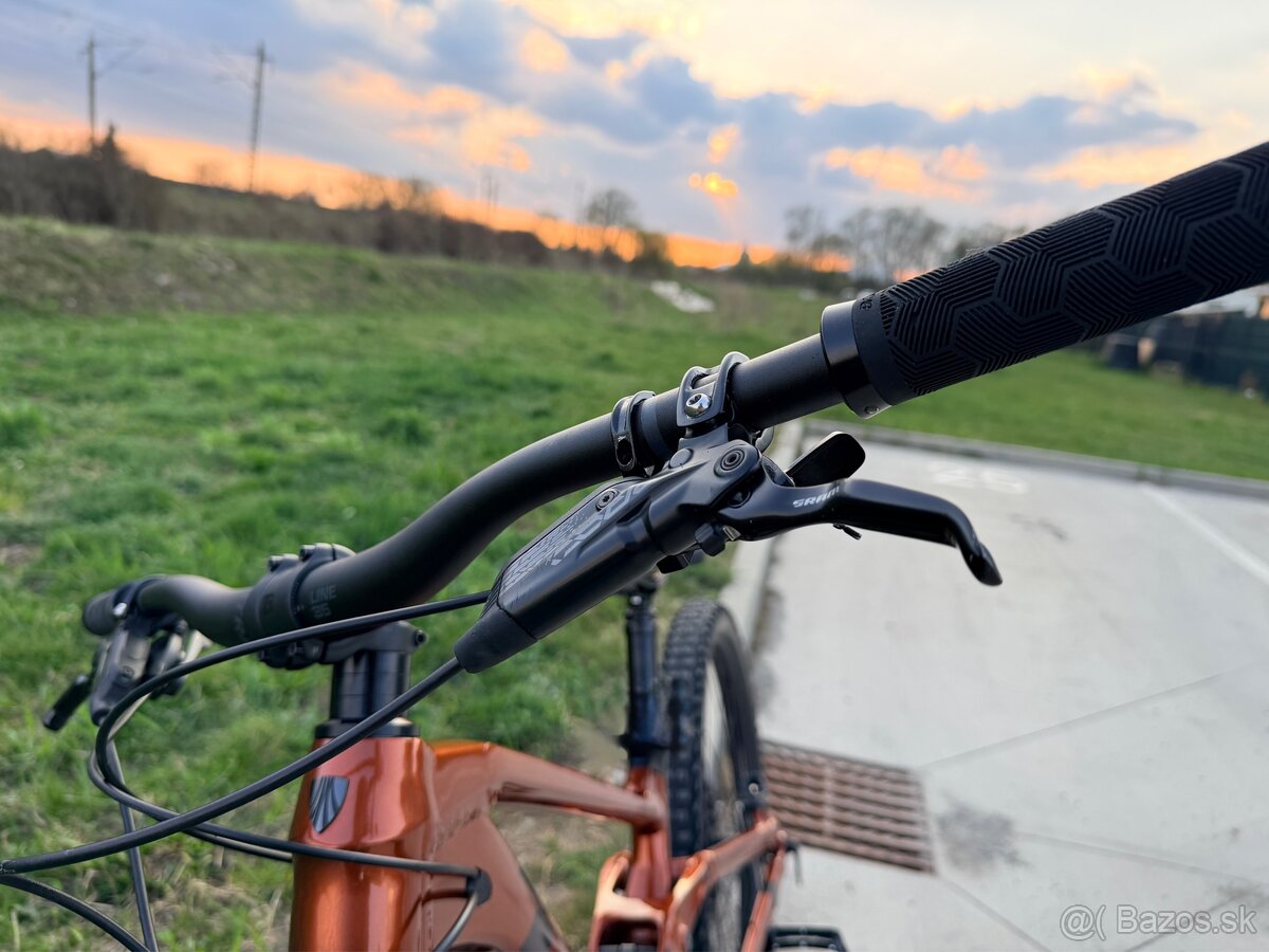 Trek Slash 8 gen 5 2024 - 5