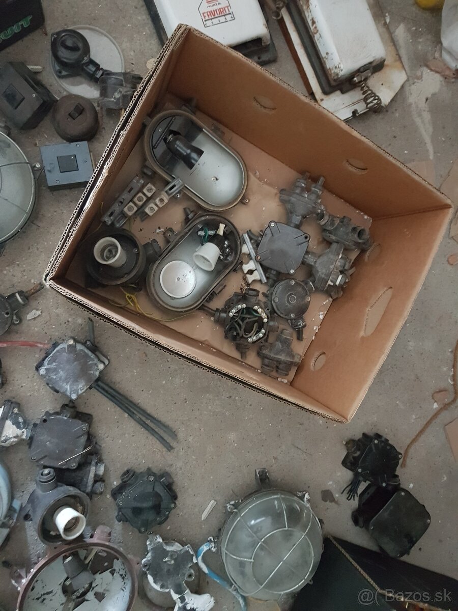 predam stare mosadzne lustre,industrialne lampy - 5