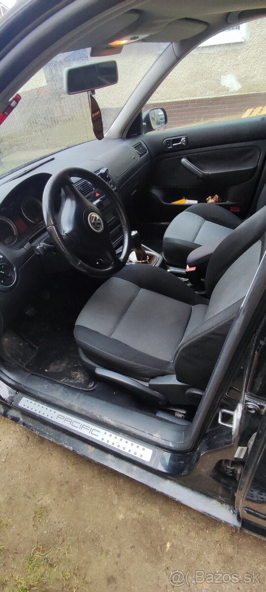 Golf 1.9 tdi , 74kW, 2003 - 5