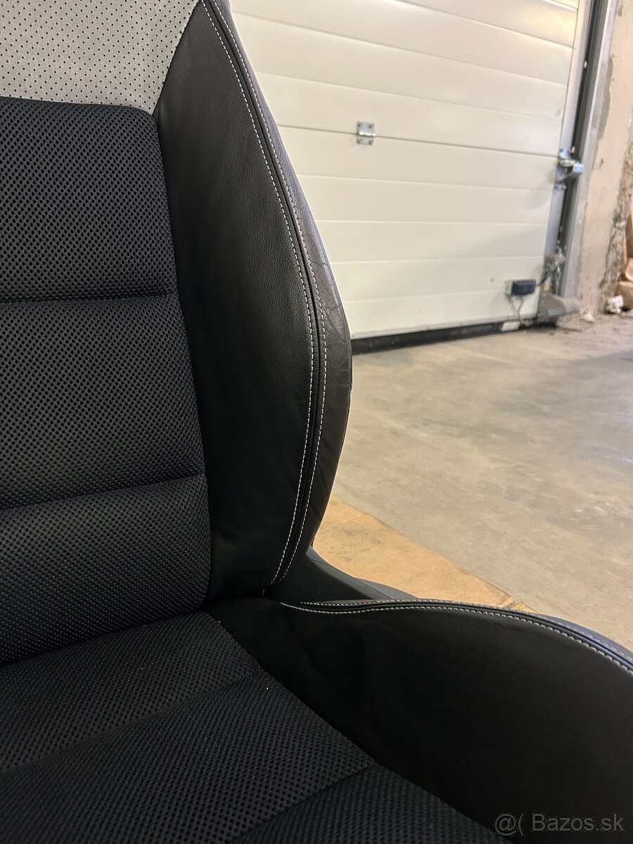 Sedačky Octavia 2 RS Facelift - 5