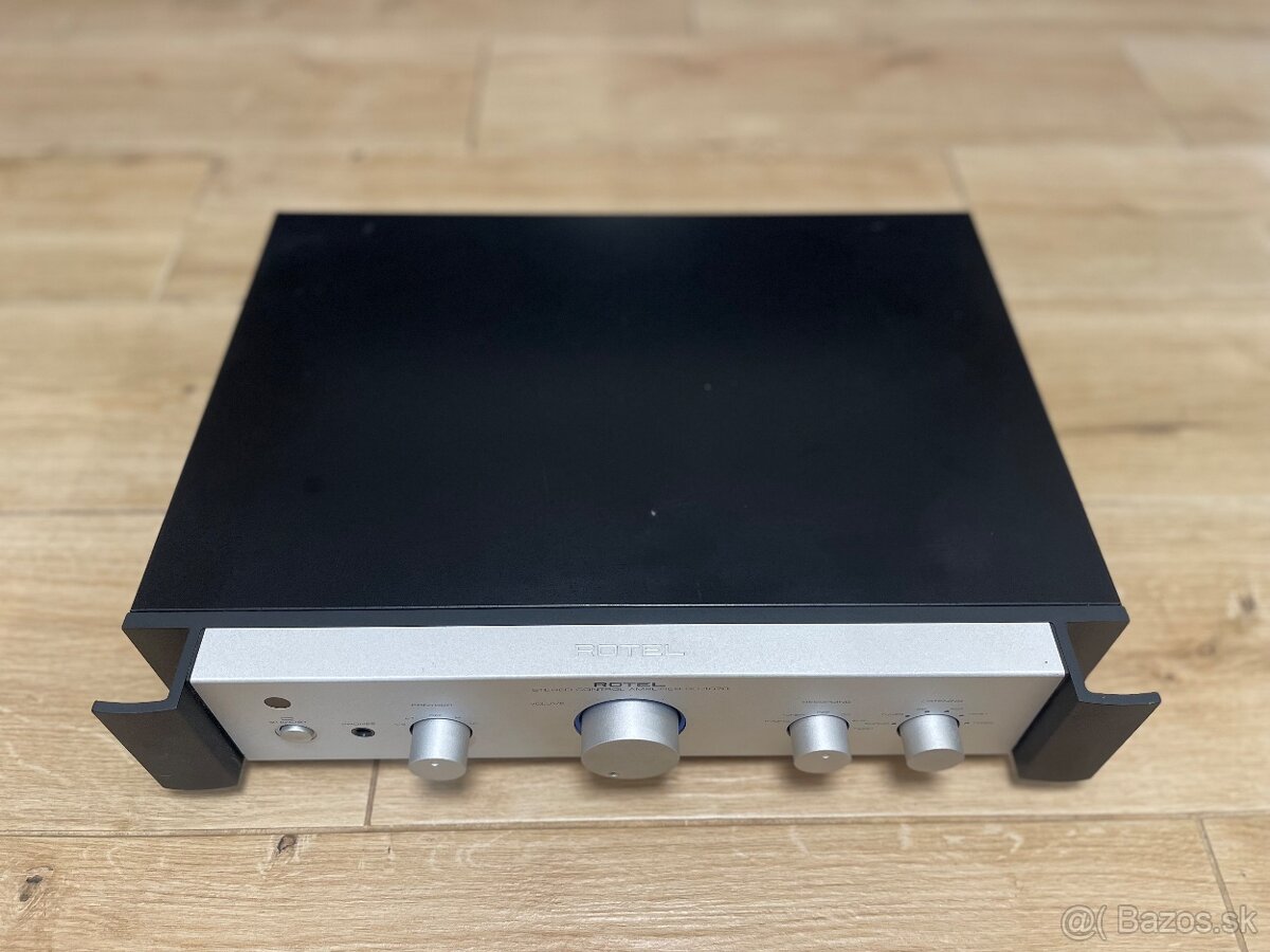 Rotel RC-1070 - 5