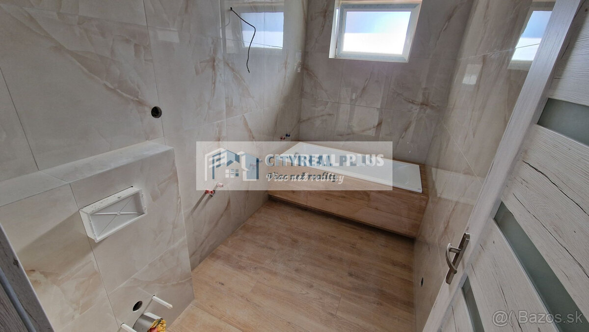 Ponúkam na predaj novostavbu 4 izbového rodinného domu Dvory - 5