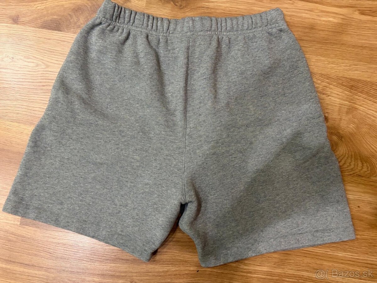 Essentials kratasy - 5