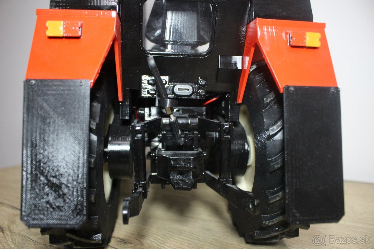 Replika Zetor 7245 RC + vlečka - 5