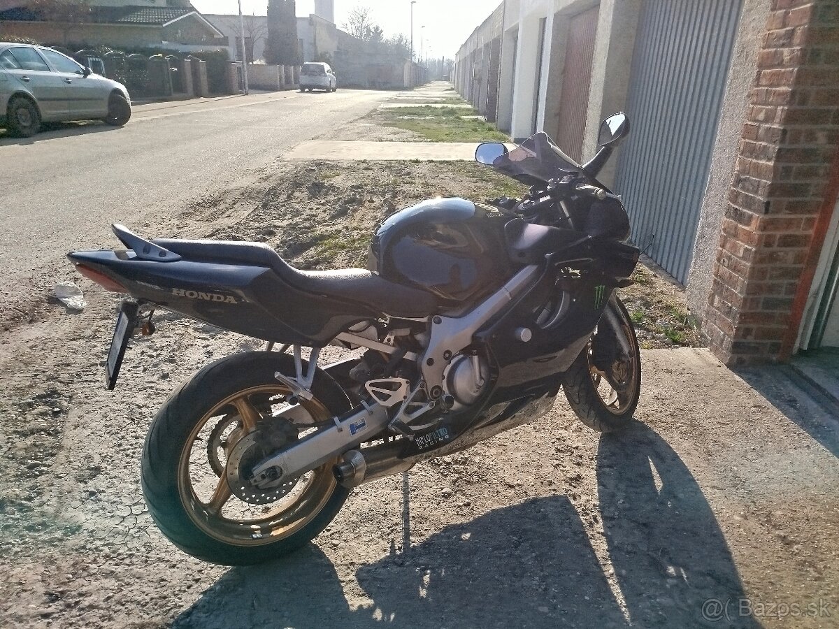 Honda cbr 600 - 5