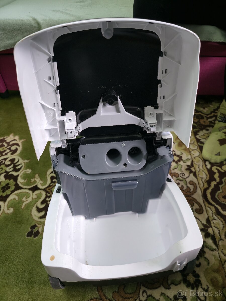 Predám vysávač s tepovačom Bosch - 5