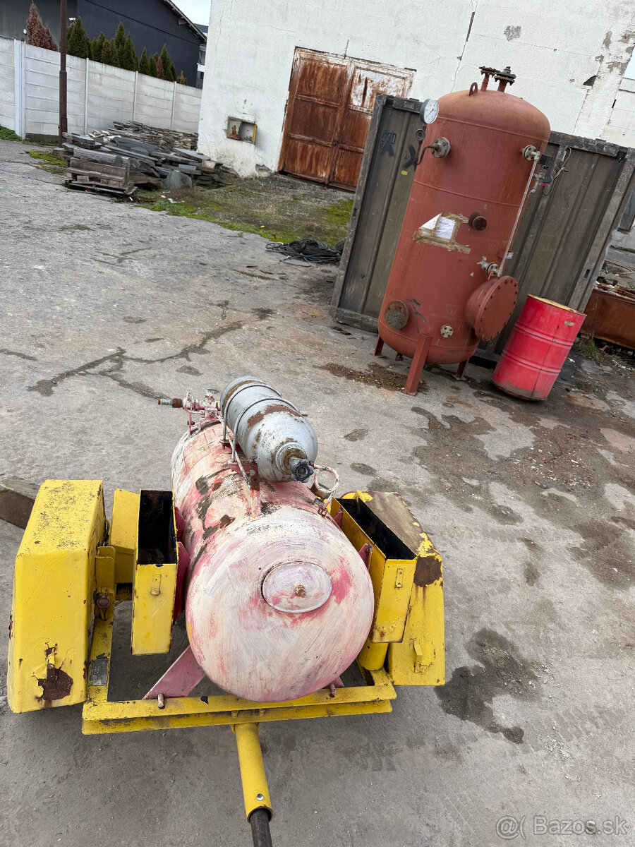 Predám požiarnicky vozík, cisternu - 5