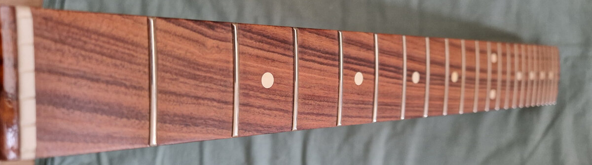 predám krk Fender Classic Player Jaguar Neck - 5