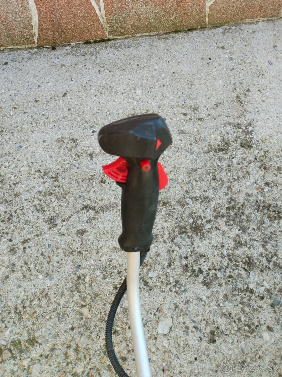 Krovinorez Hecht 152 BTS - 5