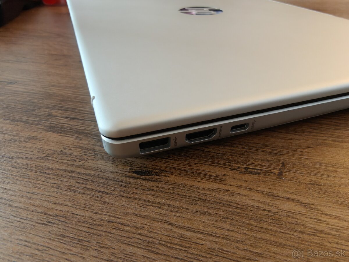 Notebook HP 15 16/512GB AMD Ryzen - 5