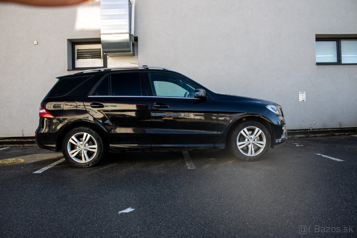 Mercedes-Benz ML ML350 BlueTEC 4 MATIC - 5