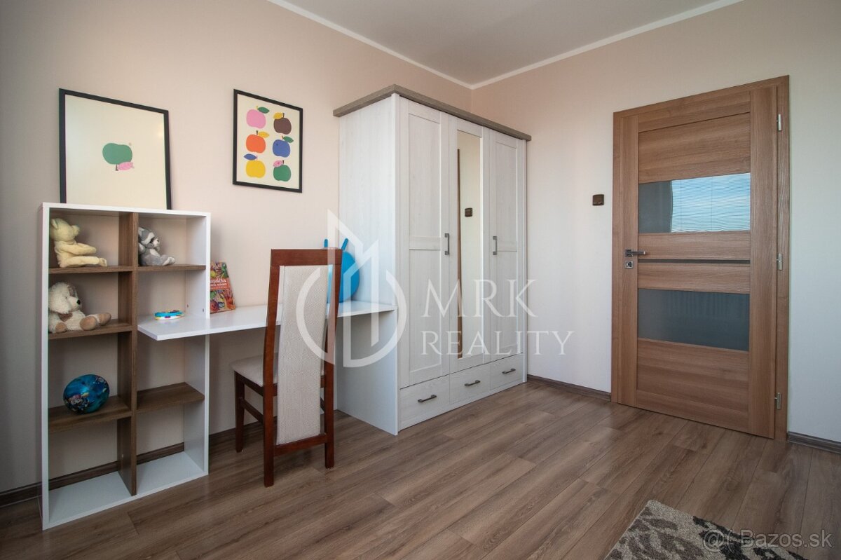 4-izbový zariadený byt po rekonštrukcii, Dudvážska ulica, Br - 5