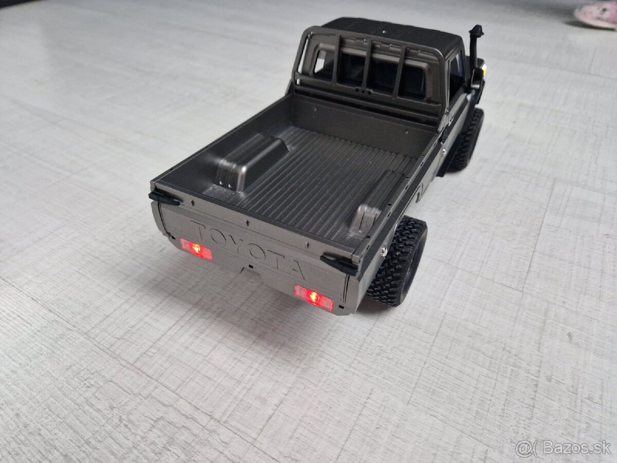 RC auto Toyota Land Cruiser 1:12 - 5