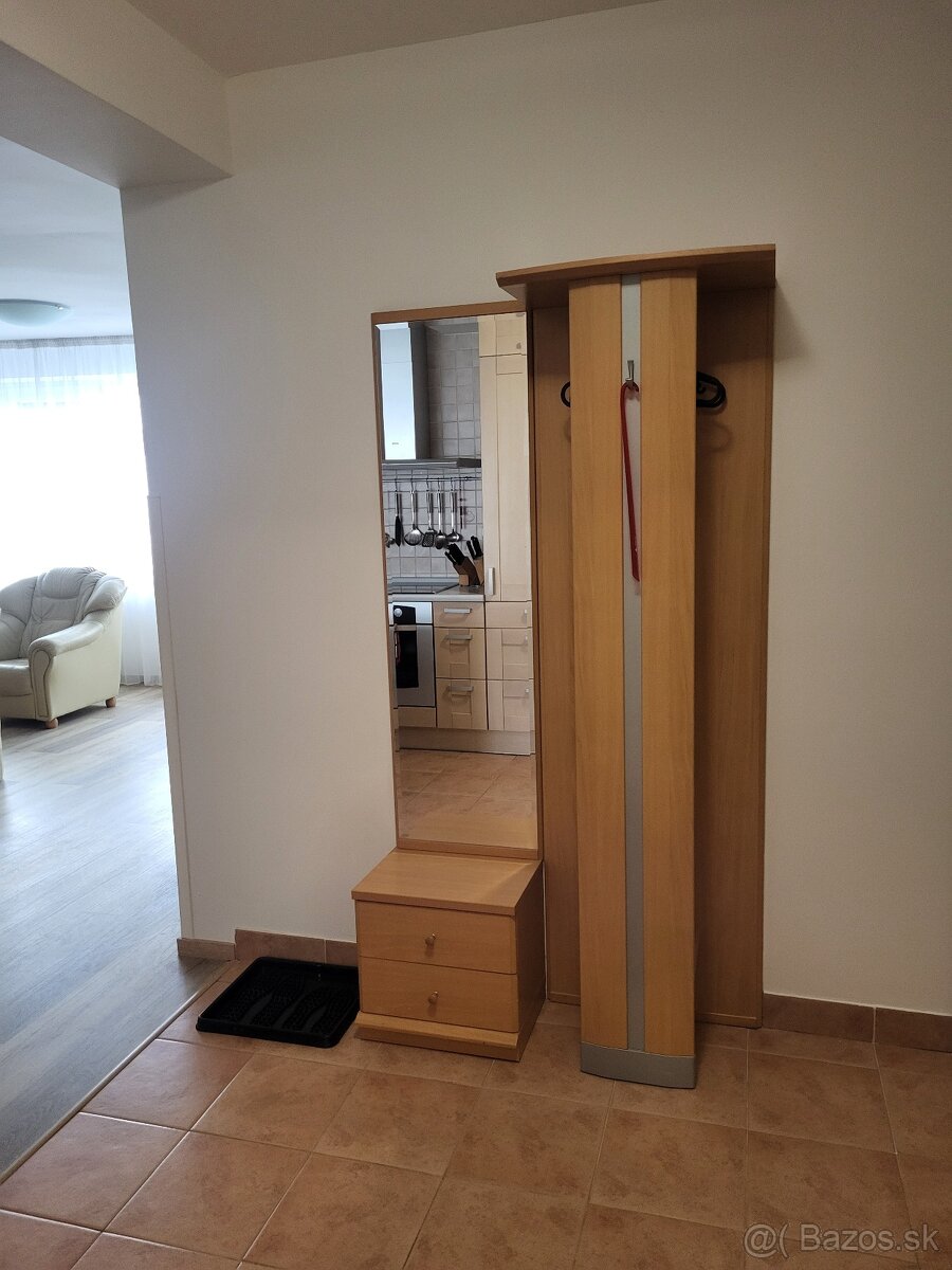 Prenájom 2.izb.bytu pri Hrade, s parkovaním - 5