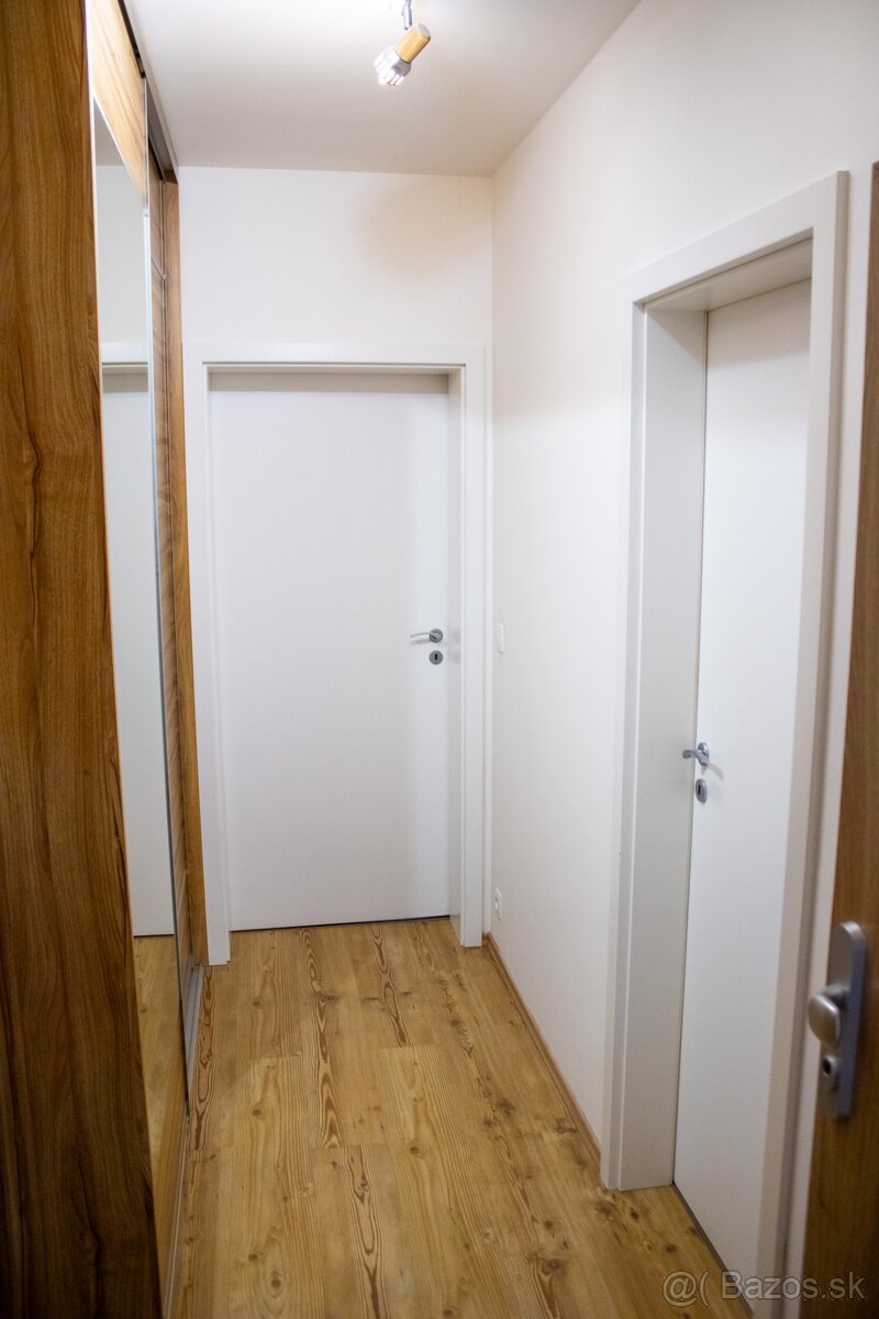 1-izbový byt Kadnárová Bratislava-Rača S PARKOVACÍM MIESTOM - 5