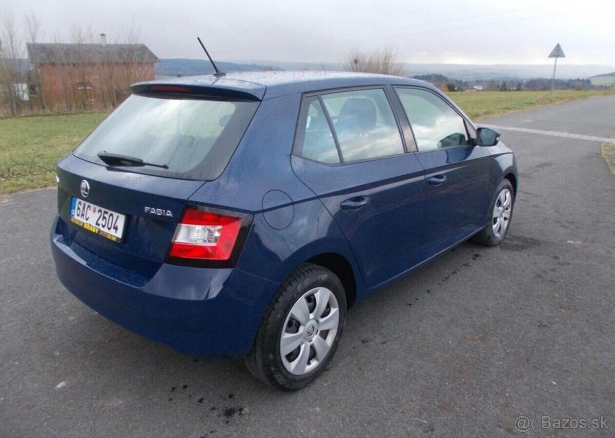 Škoda Fabia 1,2 1 maj naj 40 000 KM benzín 66 kw - 5
