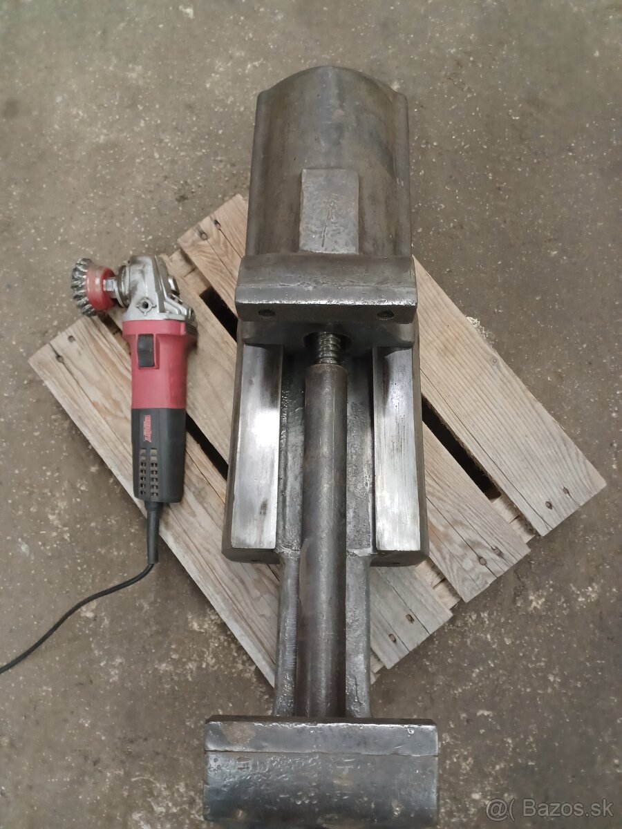 Veľký Zverák čeľuste 150mm - 5