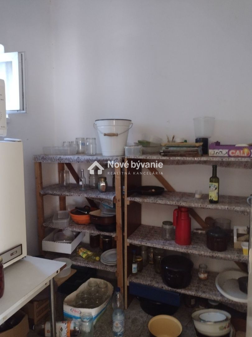 Predaj, rodinný dom s krásnym pozemkom- Chľaba(N059-12-FRAD) - 5