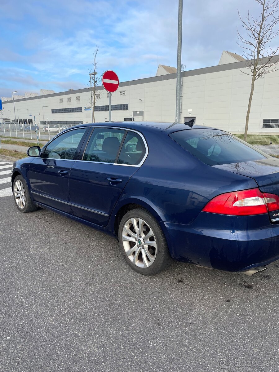 Škoda Superb - 5
