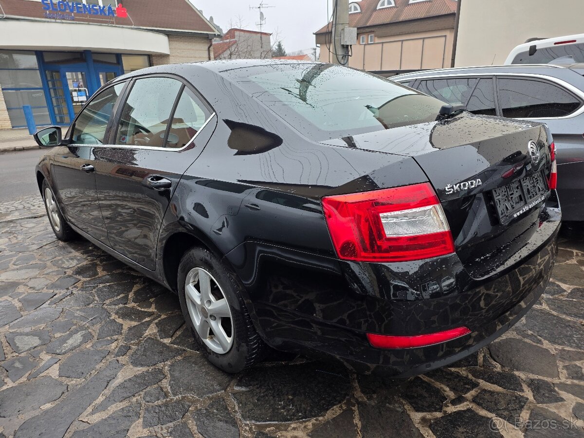 Škoda Octavia 1.6 TDI Elegance - 5