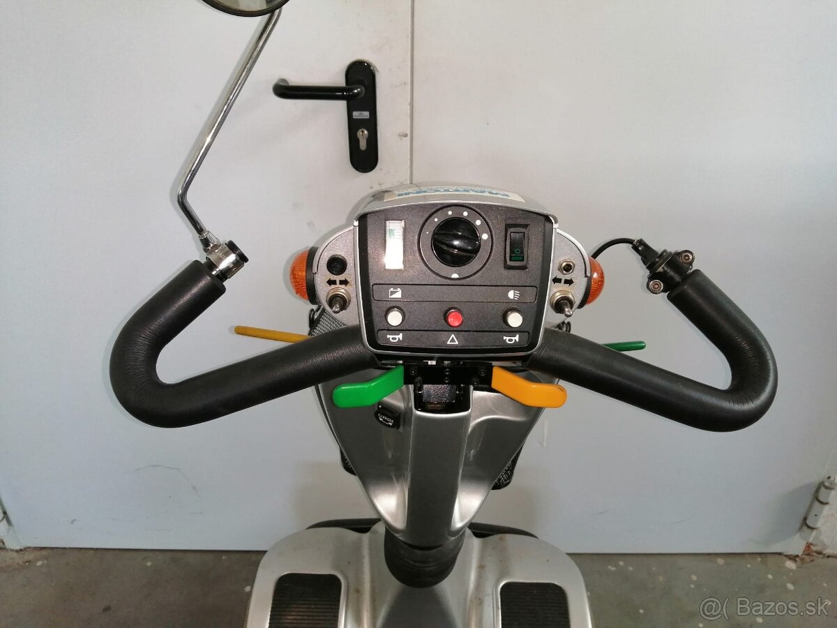 Elektrický invalidný vozík - 5