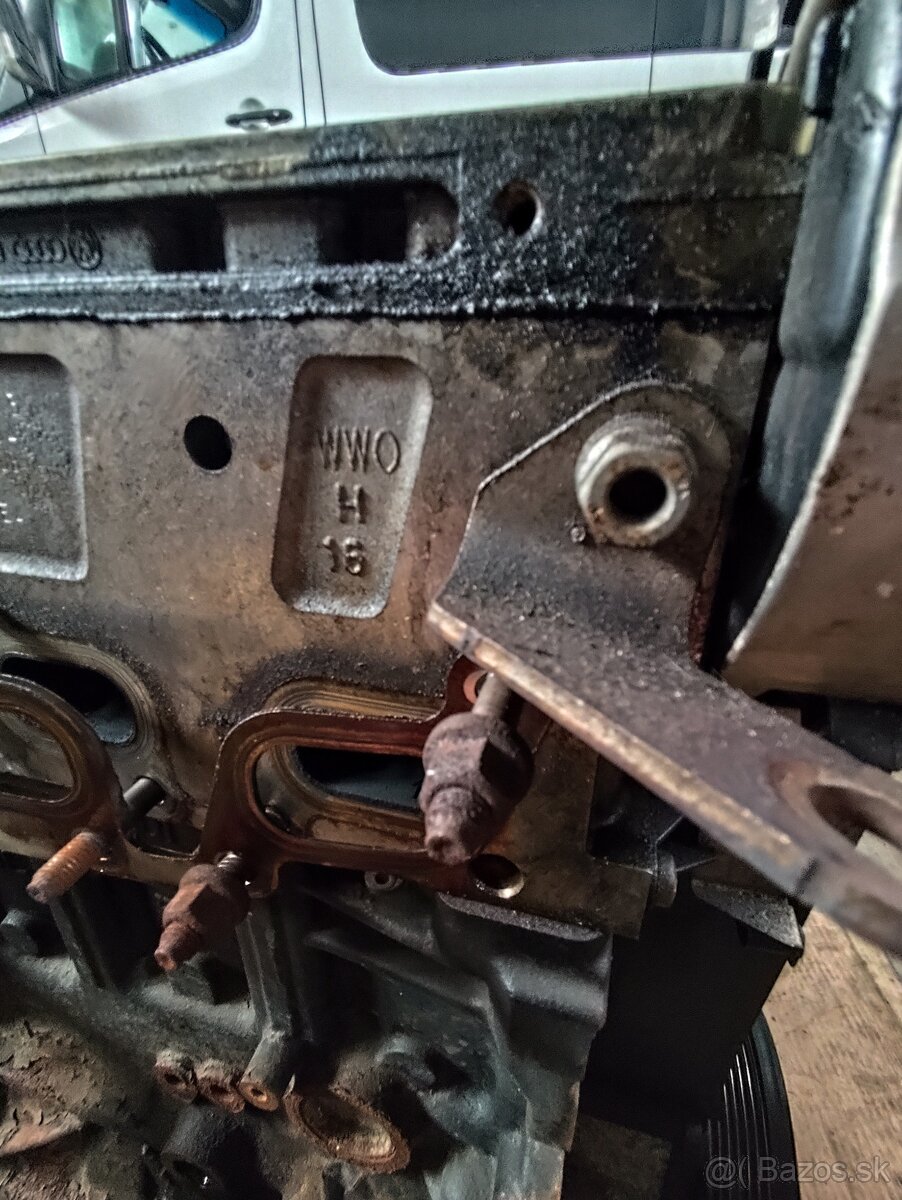 Predám motor 1.6 TDI CAY (CAYC) – 77 kW - 5