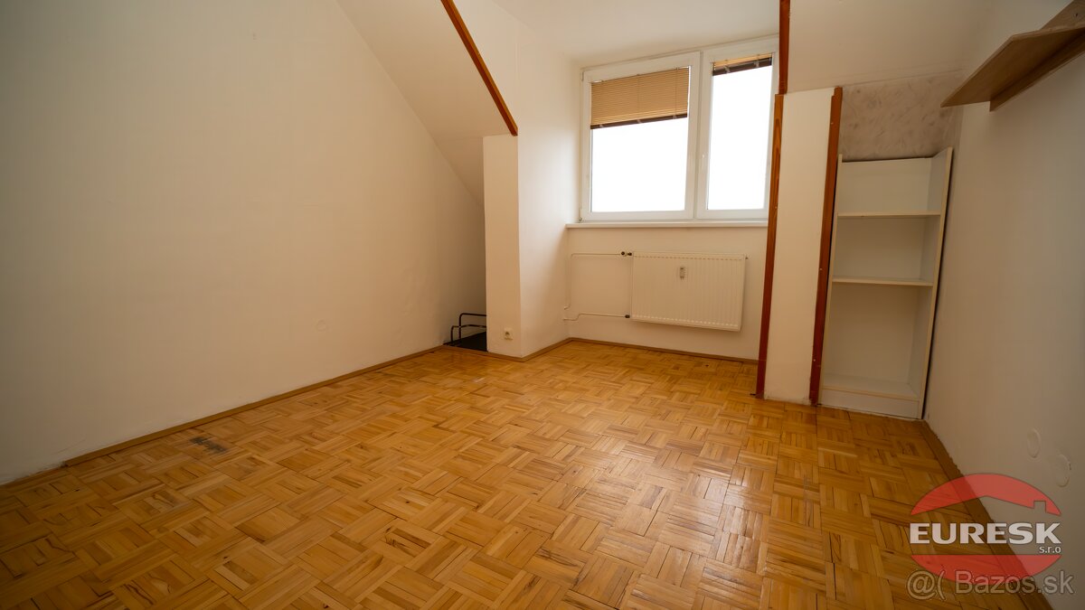 Na predaj 3-izbový byt v Humennom. - 5