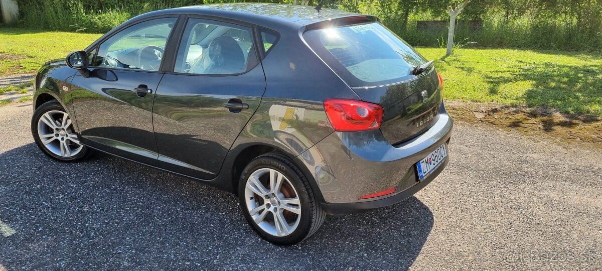 Seat Ibiza 1.2i Reference,benzín,manuál, 51kw, rok 2010 - 5