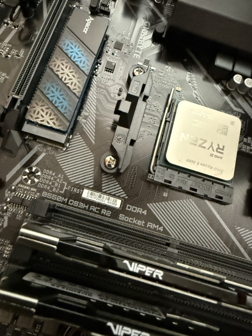 Nový PC Ryzen 5 3600 16G 512GB SSD RTX 5060 Ti BT WIFI WIN11 - 5