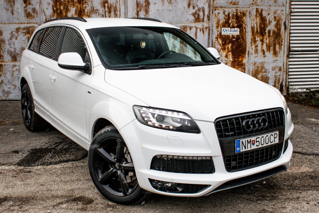 Predám / vymením Audi Q7 S-line - 5