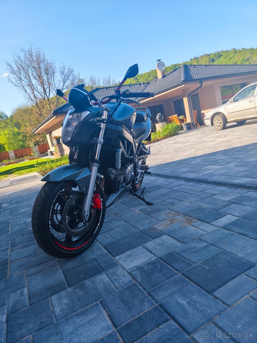 Suzuki SV 650 - 5