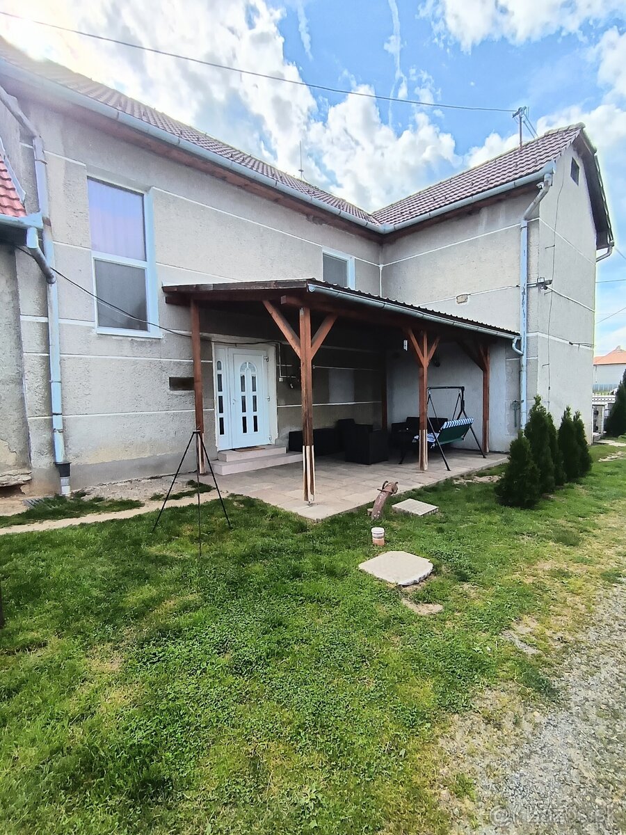 Na predaj veľký, pekný RD v Hosticiach - 5