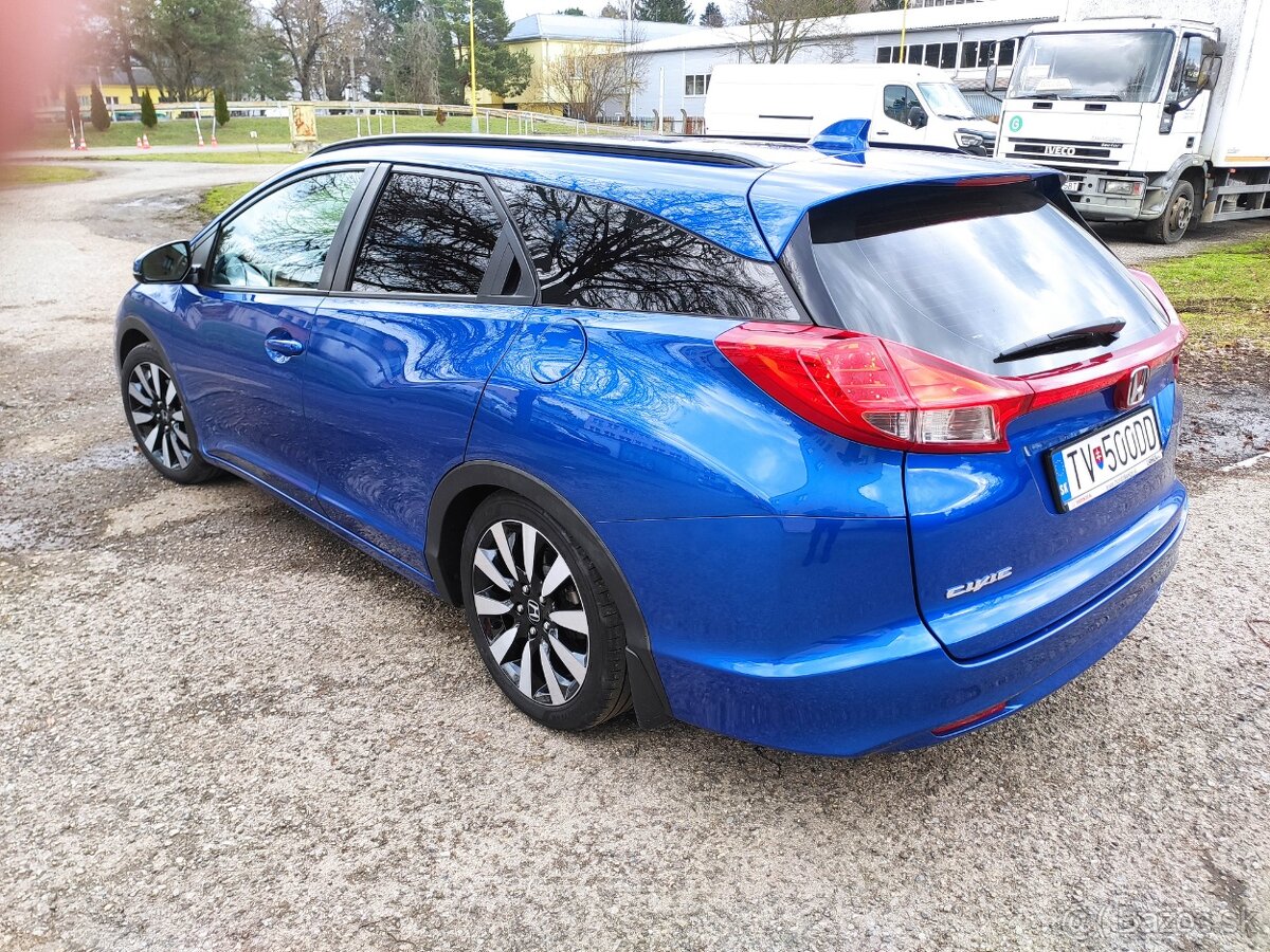 Honda Civic Tourer - 5