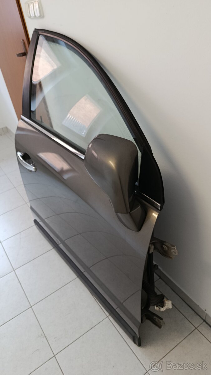 Opel Antara - predné dvere - spolujazdec - 5