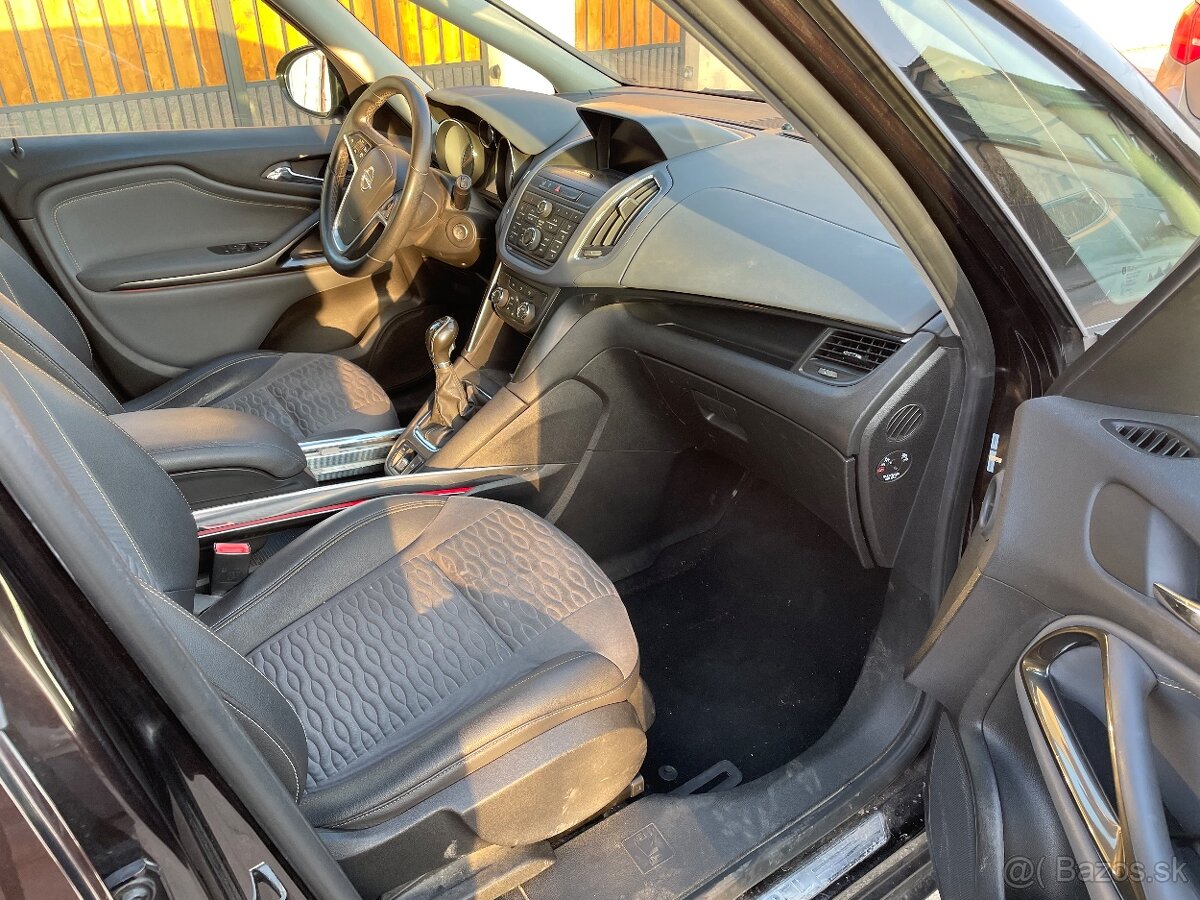 Opel Zafira Tourer - 5