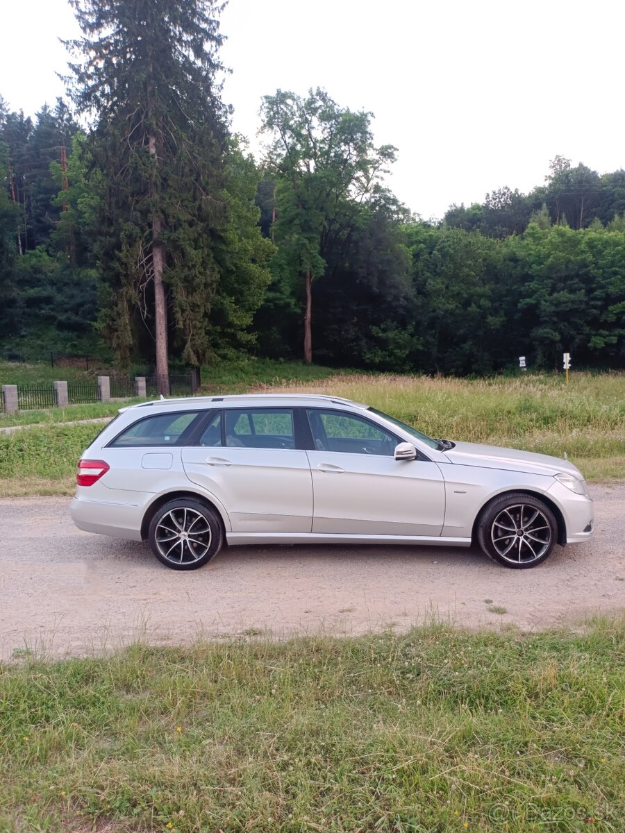 E220 CDI automat 2010 nová STK S212 - 5
