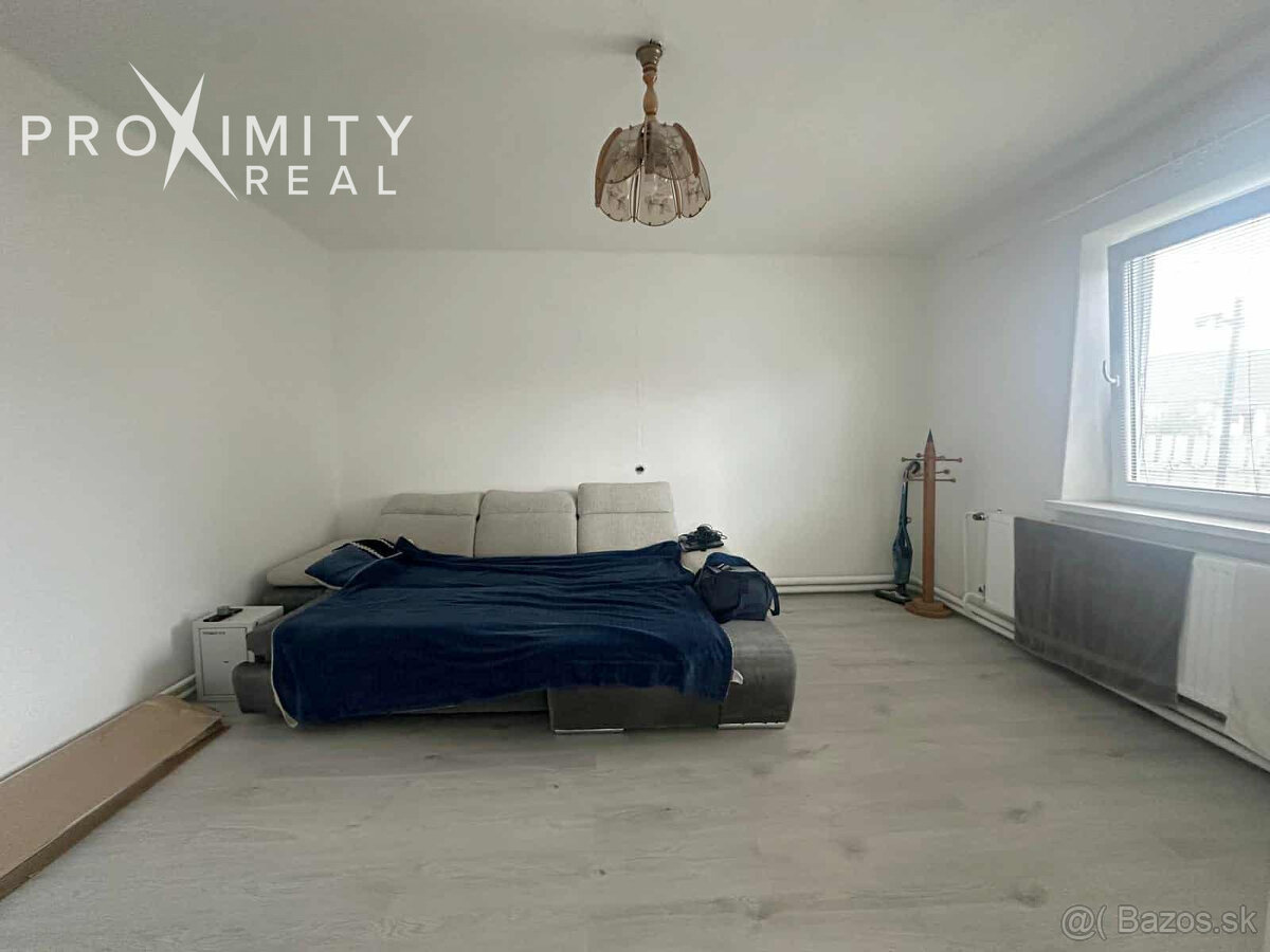 Rodinný dom s veľkým pozemkom v obci Gomboš, len 20 km od Ko - 5