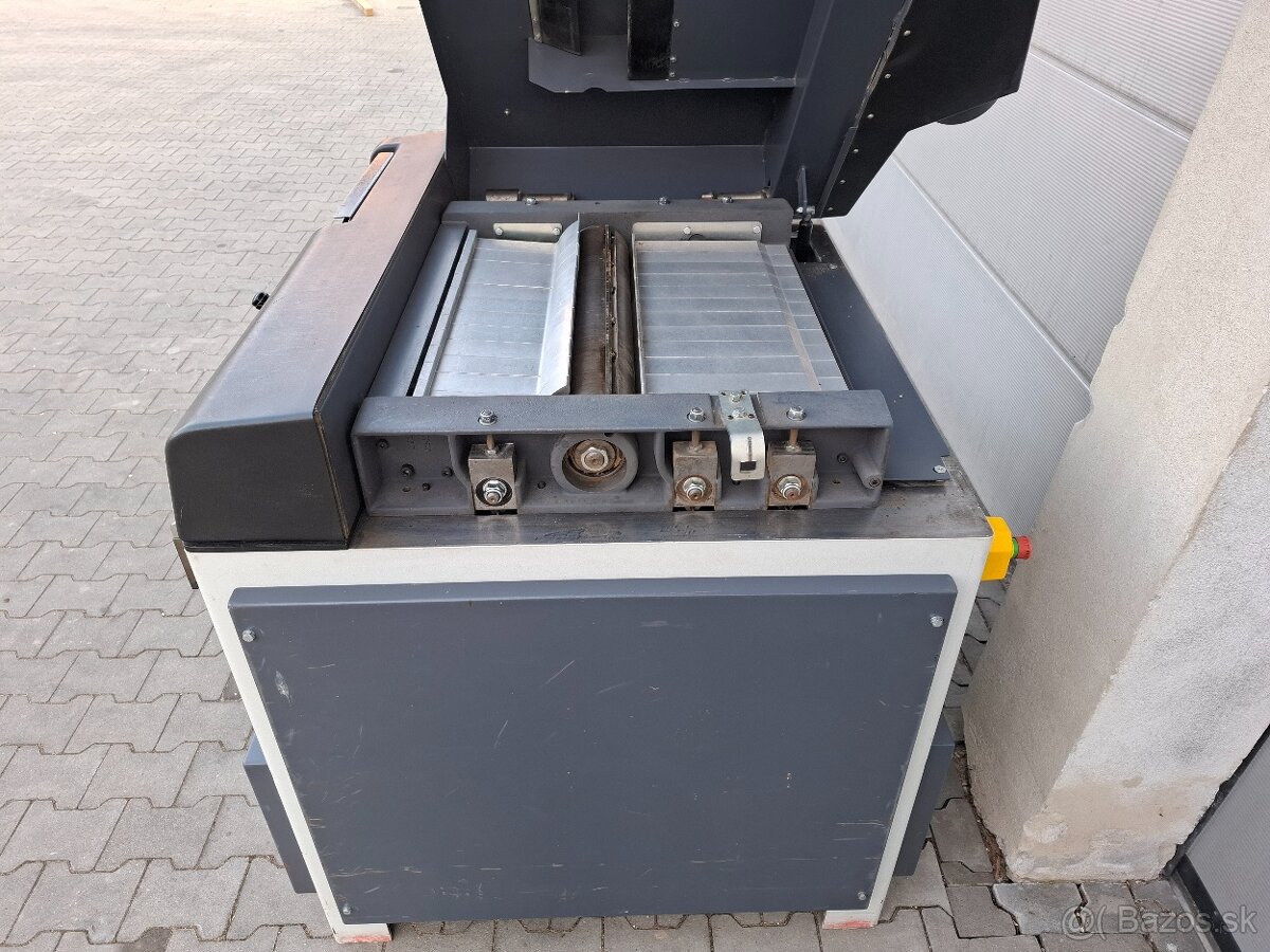 Hrúbkovačka Robland D-630 - 5