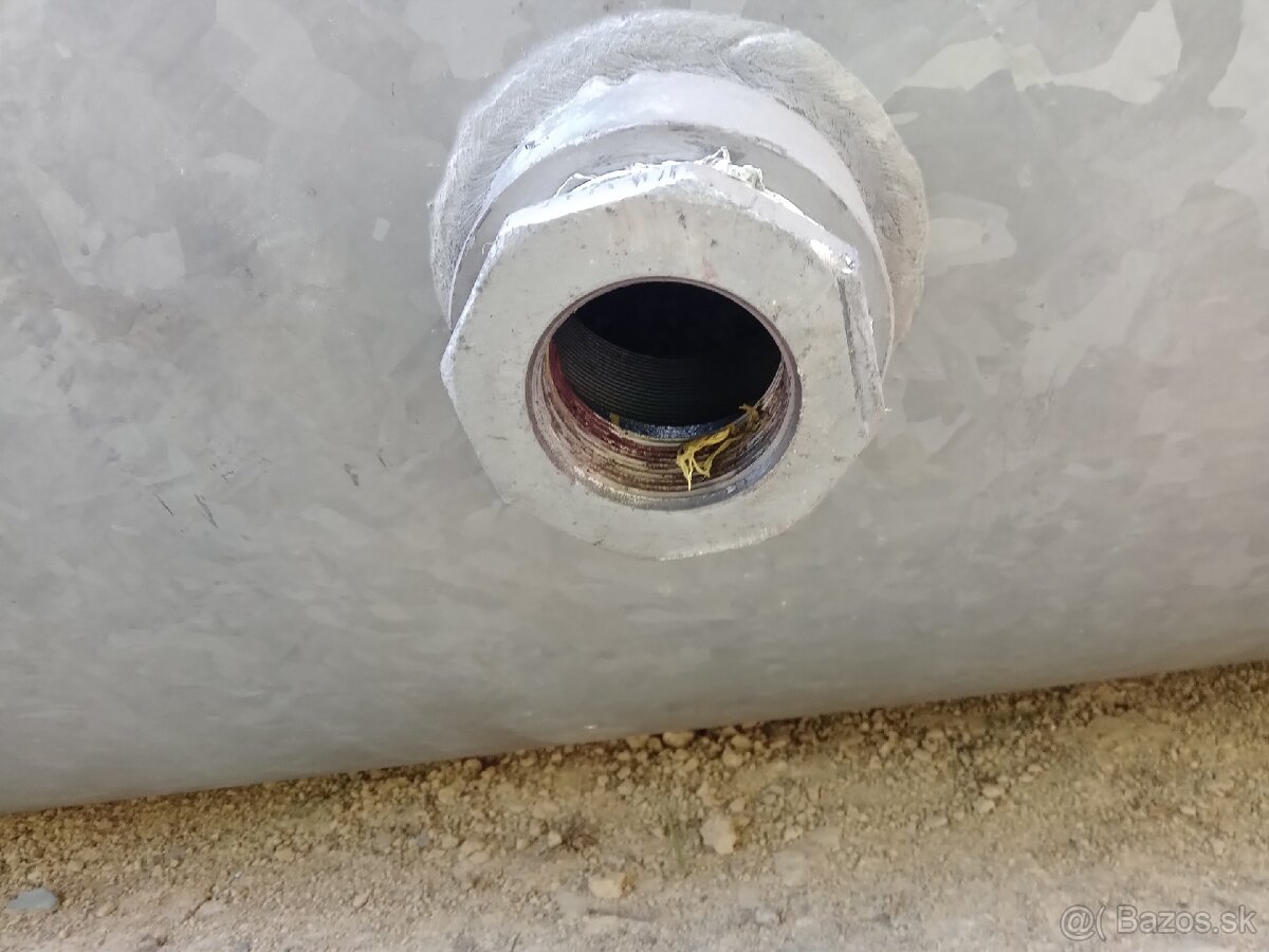 nádrž 3000 lit - 5