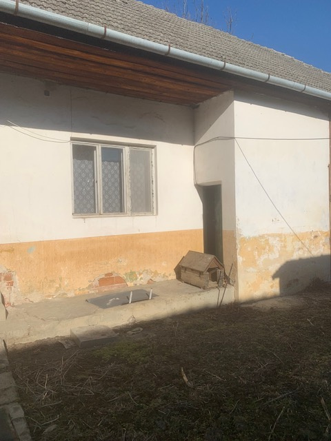 Predám starý rodinný dom s pozemkom Očkov - 5