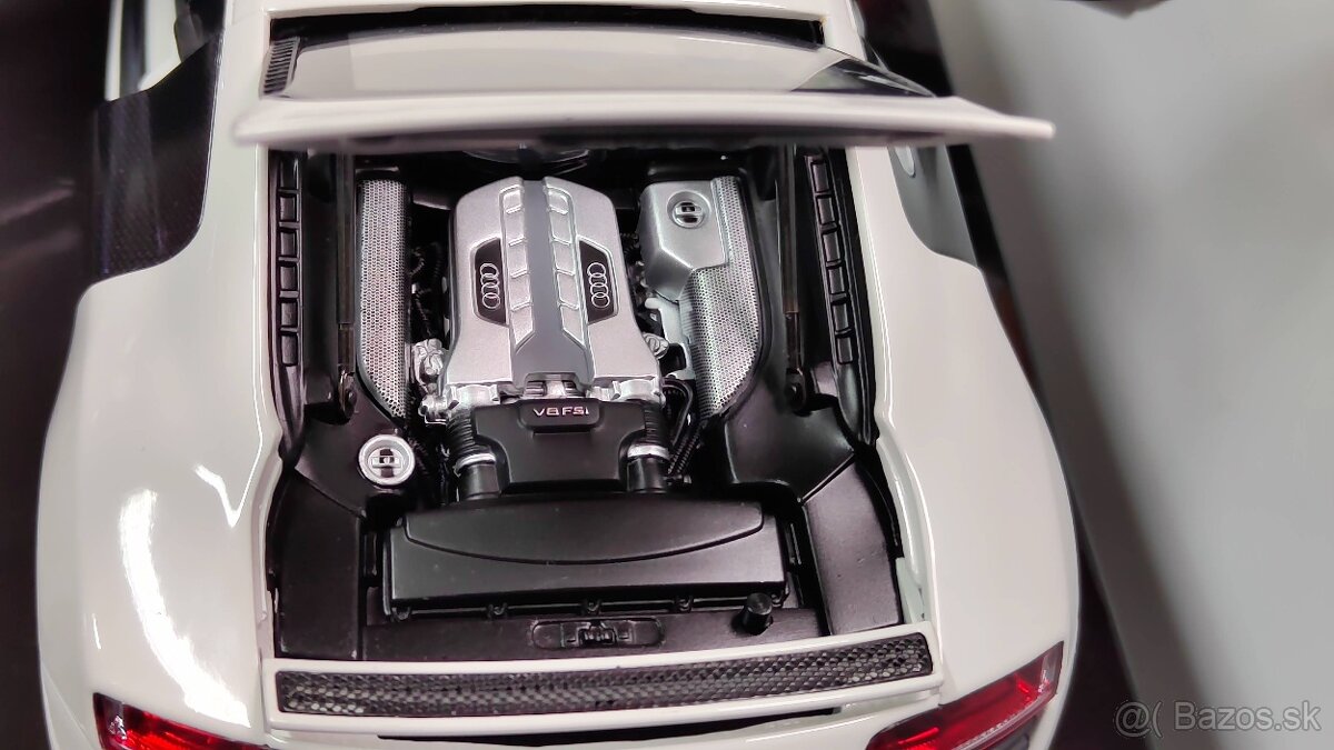 Kyosho Audi R8 biela 1:18 - 5