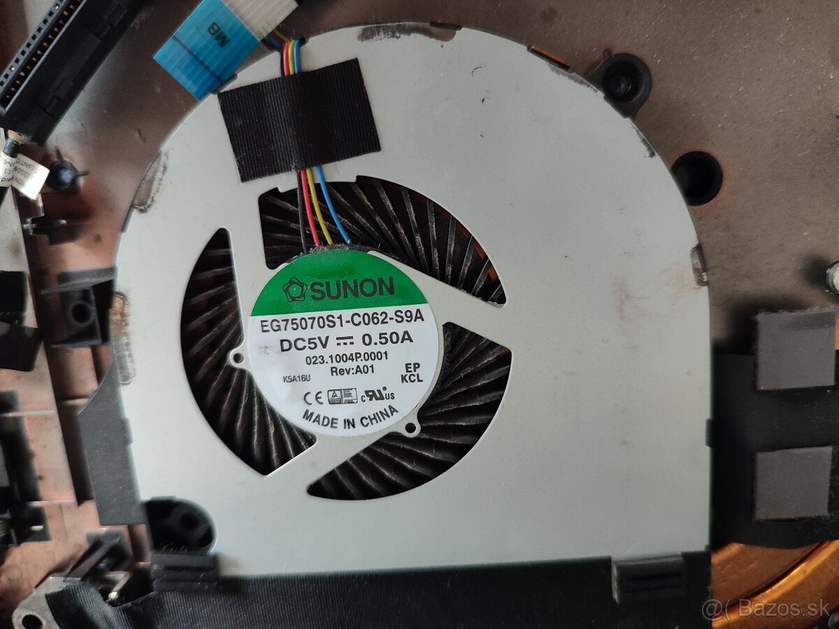 Acer aspire v17 nitro black edition II na časti - 5