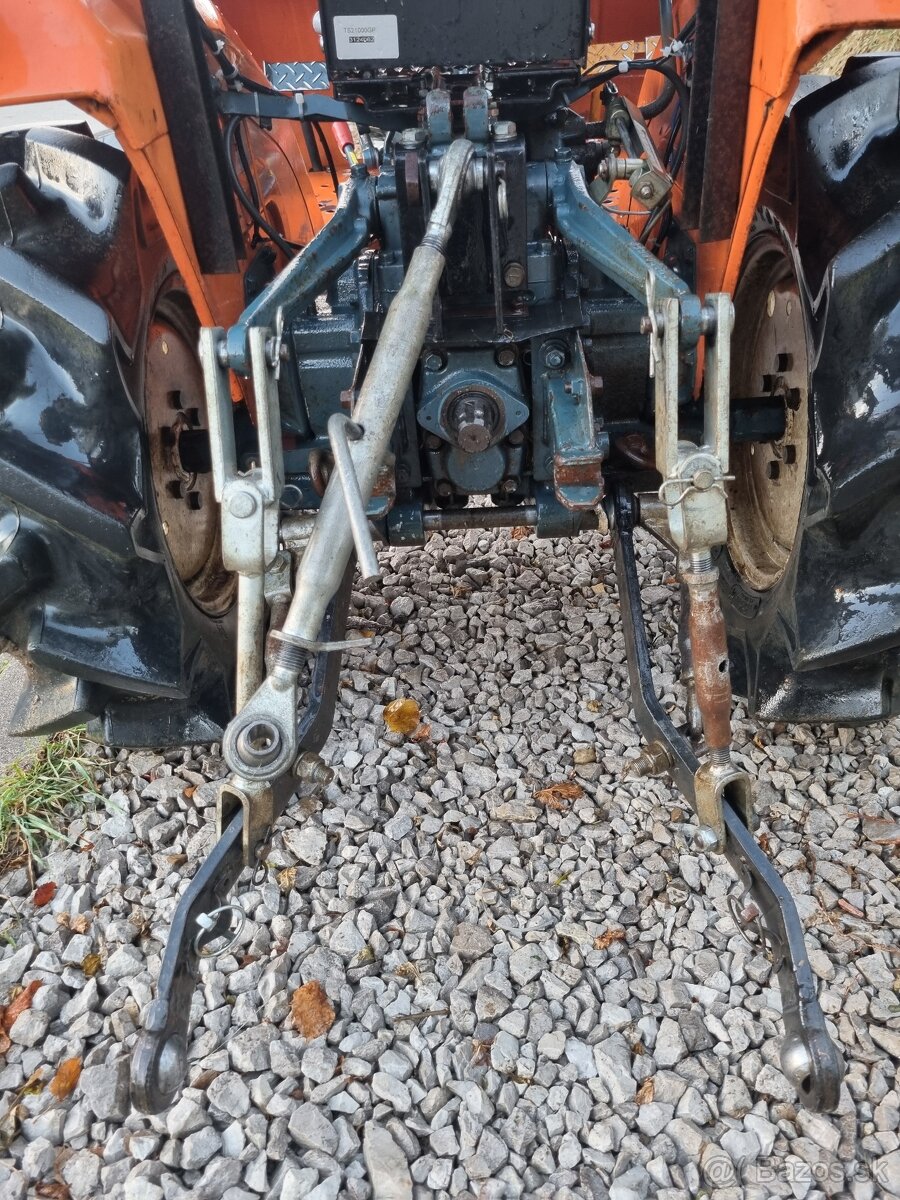 Kubota B1200 malotraktor - 5