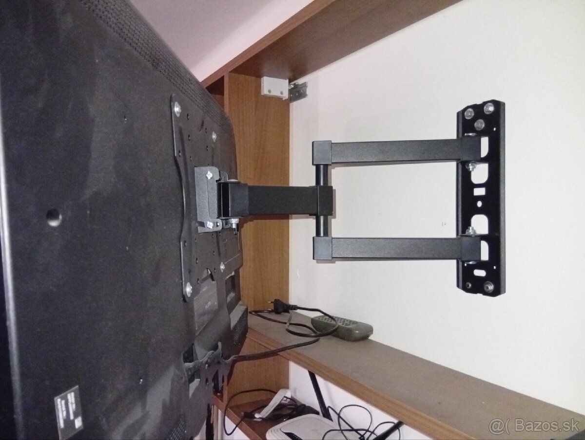 Led TV Philips 32" (82cm)HDMI s konzolou na stenu - 5