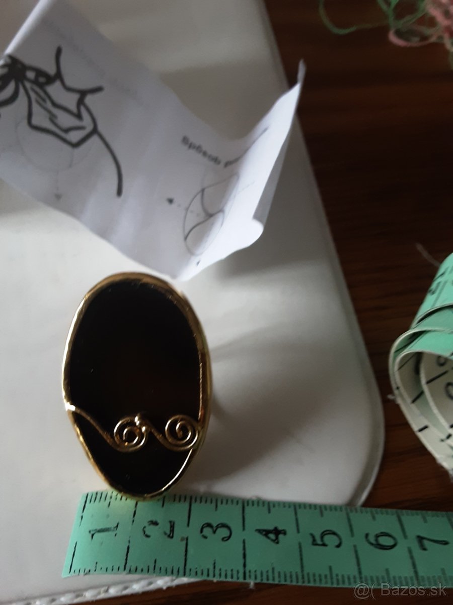 Predaj šperkov a polodrahokamov - 5