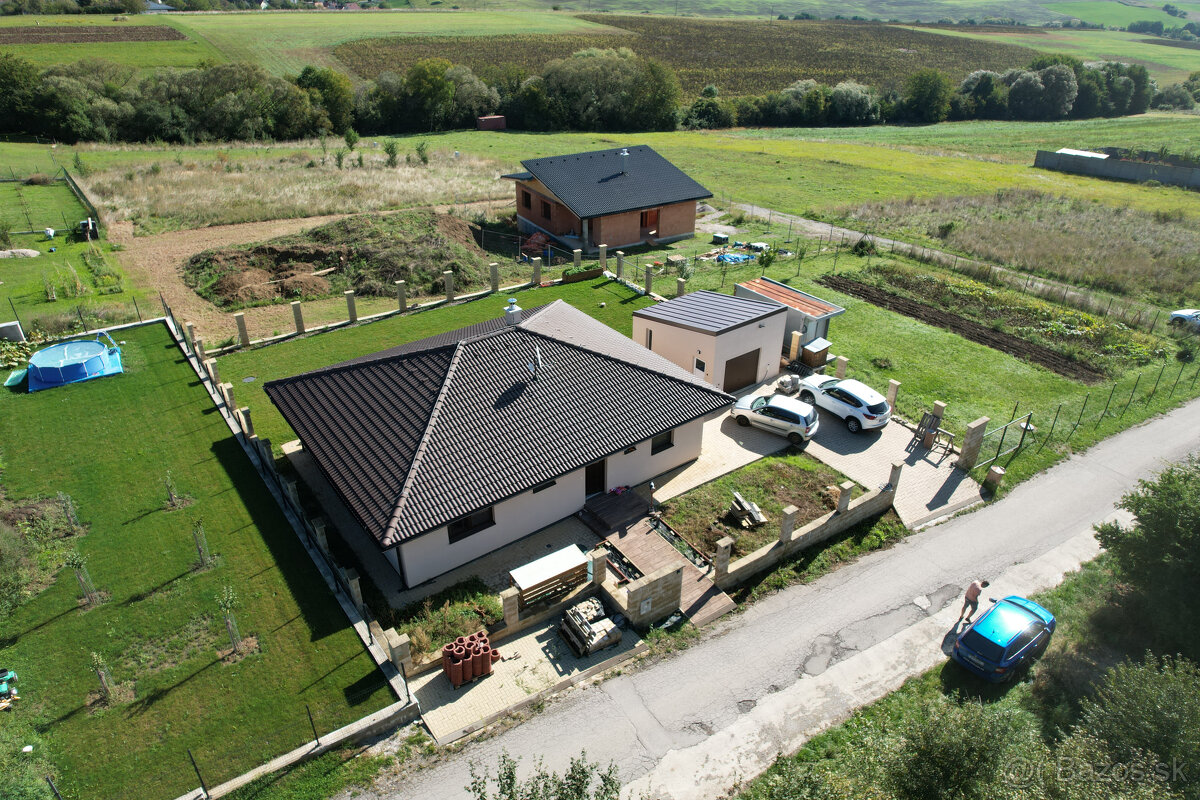 Na predaj novostavba rozmerného, 4 izbového rodinného domu s - 5