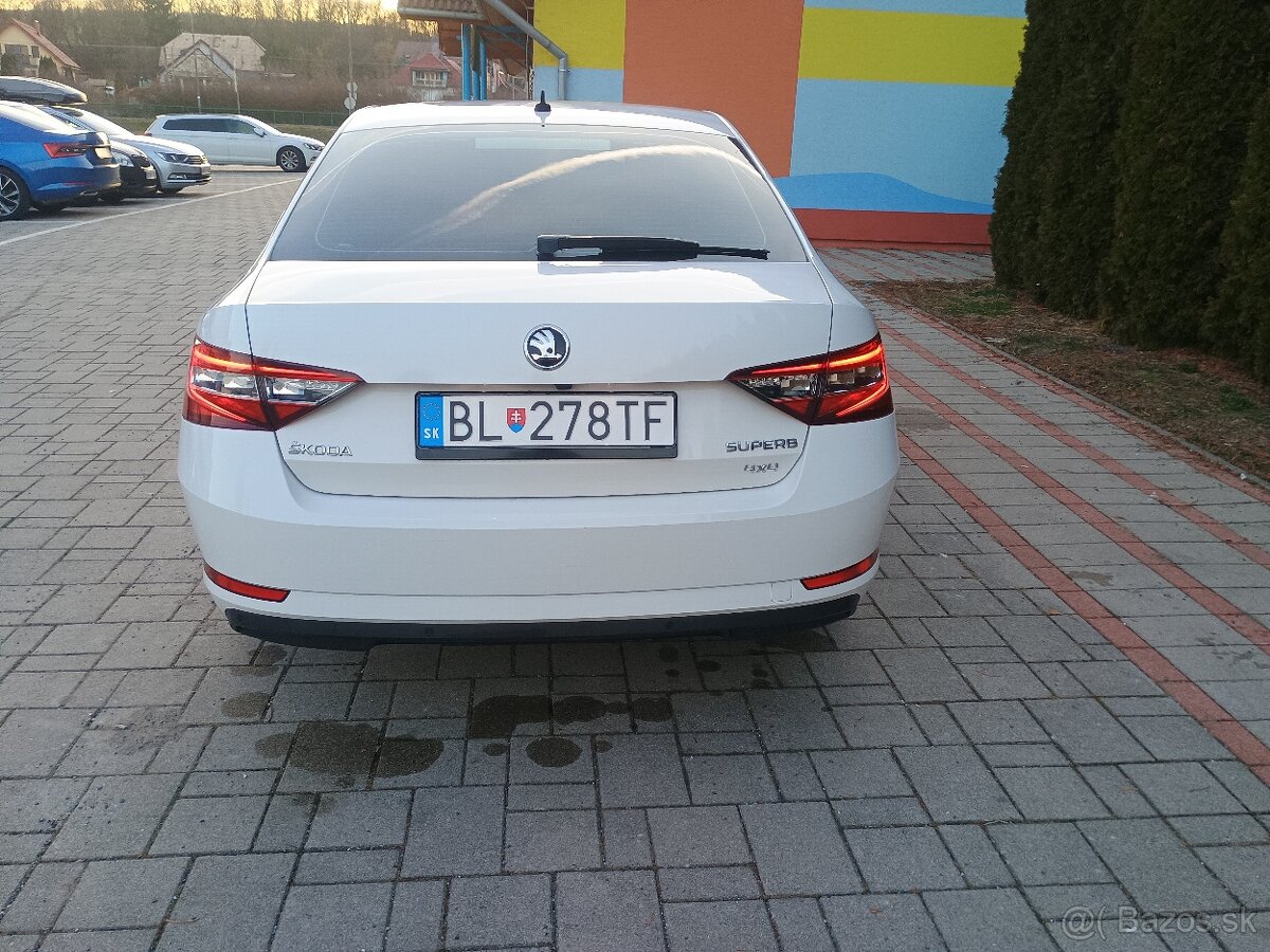 Škoda Superb - 5